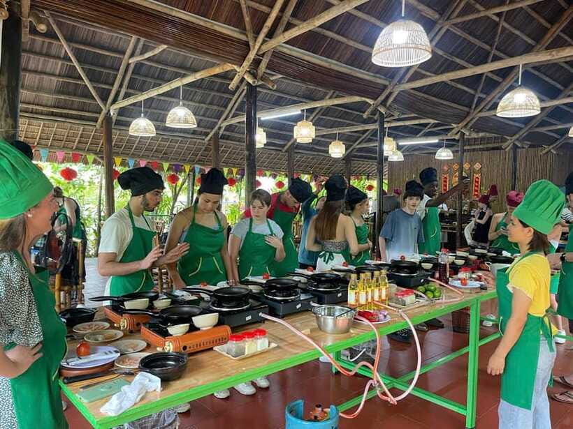 Hoi An: Cooking Class, Crab Fishing-Basket Boat, Market Tour - How much food do you actually receive?