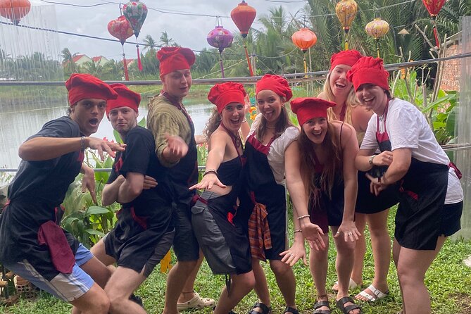 Hoi An Cooking Class(Local market,Basket Boat,Fishing & Cooking) - A market lesson before you touch the stove