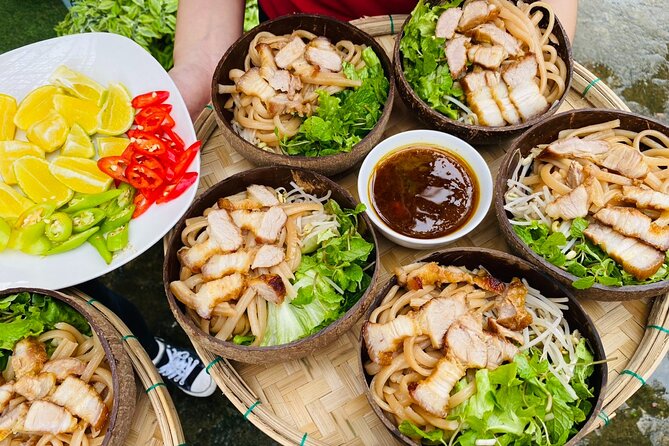 Hoi An: Cooking Class with Market, Lantern Making, Basket Boat - Making a Hoi An lantern by hand