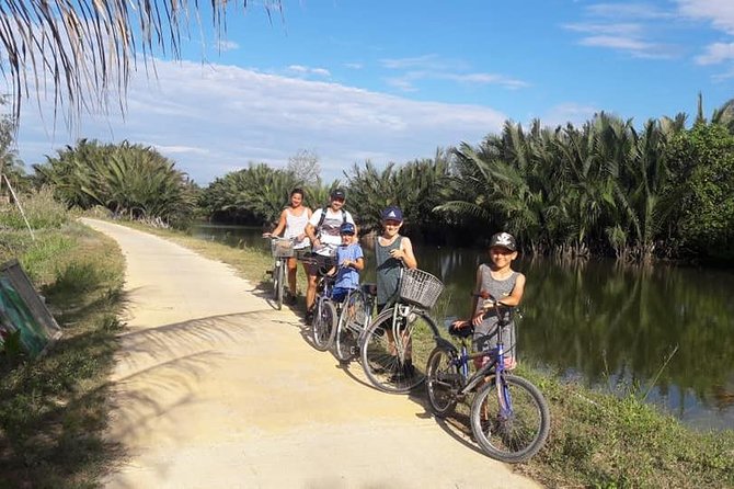 Hoi An Countryside Biking Tour(Vegetable village -basket boat - fishing village) - What the bicycle ride is really like