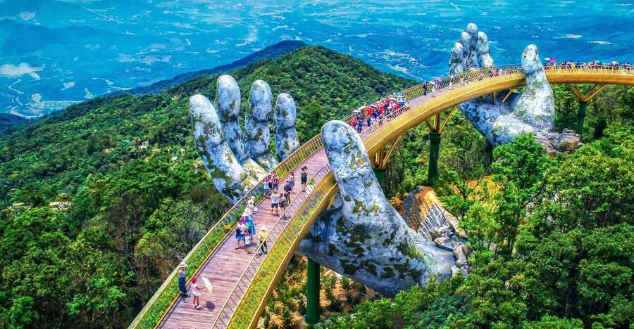 Hoi An/Da Nang : Golden Bridge , Marble Mt & Lady Buddha - Golden Bridge at Ba Na Hills