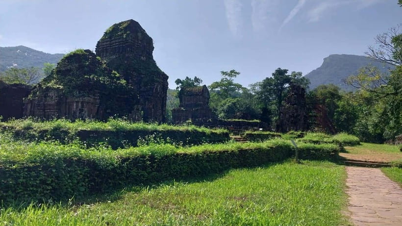 Hoi An/Da Nang: My Son Sanctuary Sunrise & Morning with Boat - Pickup details from Da Nang and Hoi An