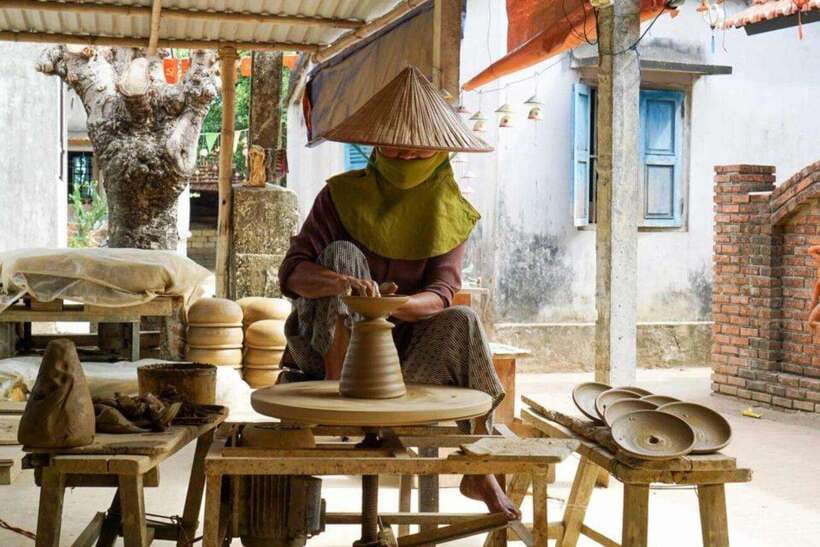 Hoi An: Experience Pottery Making With Local Craftsmen - From Hoi An’s old town to Thanh Ha’s clay workshops