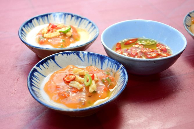 Hoi An Food Tour by Motorbike with Tastings and Dinner - Pancakes, egg dishes, and local food knowledge