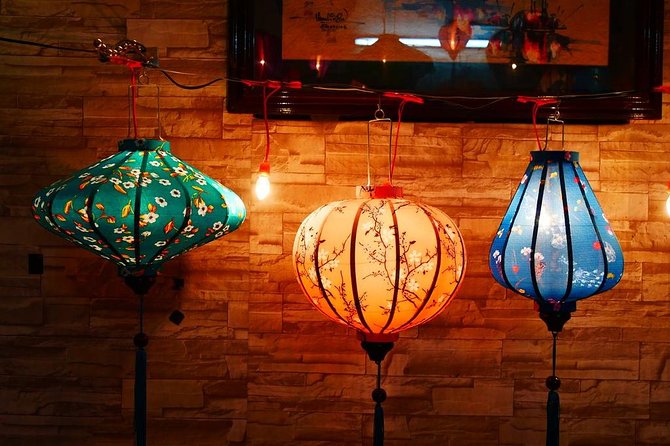 Hoi An Full Lantern Making Class- A special Foldable lantern - Stretching the silk around your lantern