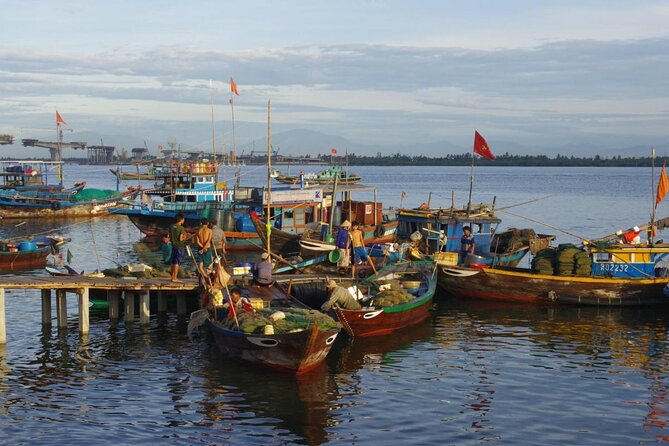 HOI AN Hidden Gems in Rural Villages & River Islands PRIVATE TOUR - Starting on Cam Kim Island with rice paper