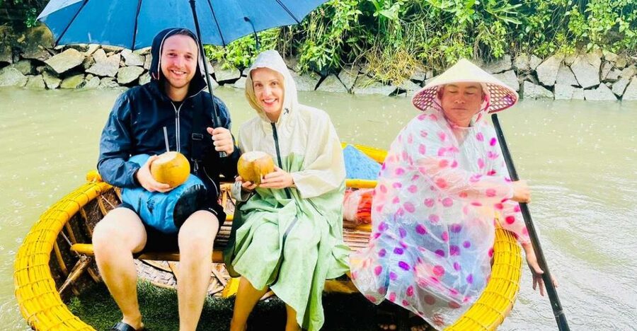 Hoi An: Hoi An Basket Boat Ride in Water Coconut Forest - A 50-minute ride through Bay Mau Coconut Forest