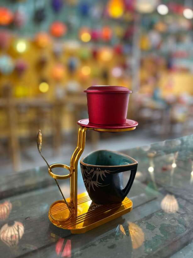 Hoi An: Lantern and Coffee Making Class - Choosing fabric, color, and lantern size