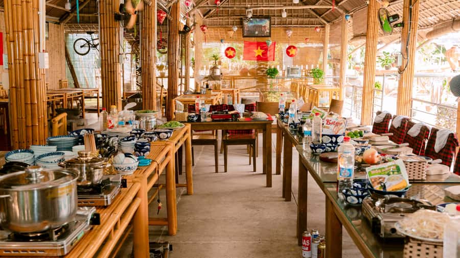 Hoi An: Lantern Making, Basket Boat, and Cooking Class - Morning or afternoon: which schedule fits?