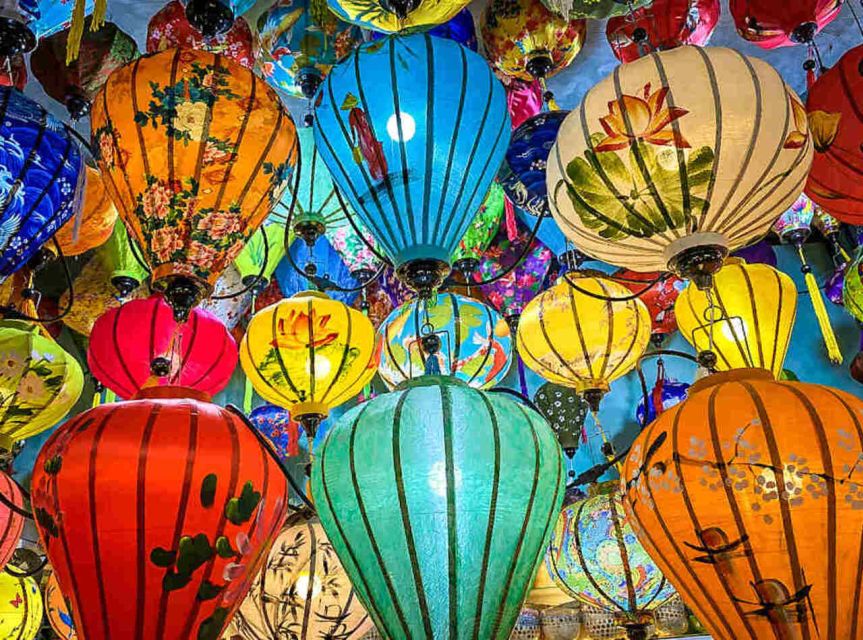 Hoi An: Local Foldable Lantern-Making Class with Locals - The local teaching style