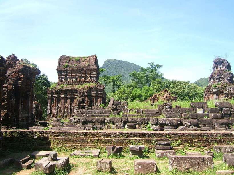 Hoi An: My Son Early Morning with Banh My and Coffee 6 am - Weather, clothing, and what to pack