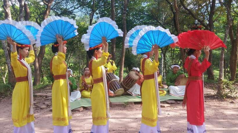 Hoi An: My Son Sanctuary 8 am/1 pm - Who should book this My Son tour