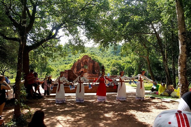 Hoi An: My Son Sanctuary And Marble Mountains Full-day Tour - Why the small group and guide matter