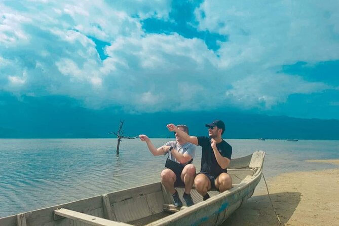 Hoi An: Private Car To Hue via Many Attraction(One-way) - Crossing Hai Van Pass by private car