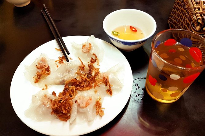 Hoi An Street Food Walking Tour with Tastings - Vegetarian meals and food allergies