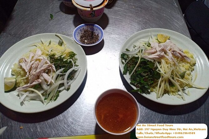 Hoi An Street Walking Food Tours - The private format and the guides