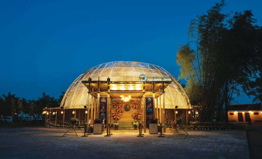 Hoi An: Teh Dar Vietnamese Bamboo Circus at Lune Center - Should you book Teh Dar?