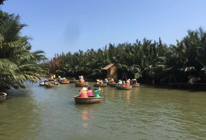 Hoian/Danang: Eco Cooking Class, Cruise Trip, Basket Boat - Group size, pace, and practical comfort