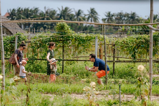 HoiAnGO Experience Local Life: Countryside by Electric Car - Thanh Dong Organic Garden: get your hands dirty
