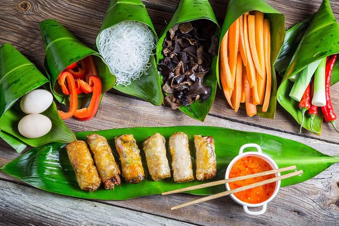 Home Cooking Class: Market, Garden and cooking 4 dishes - What the guides add to the experience