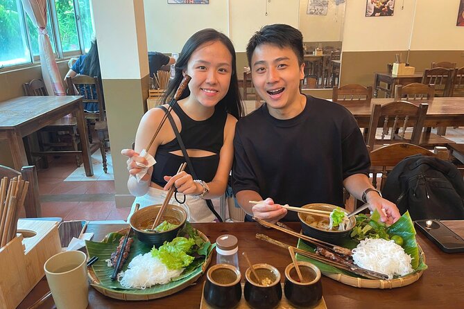 (HOT) Hanoi Guided Street Food and Train Street Tour with Local - What the $21.02 price really covers