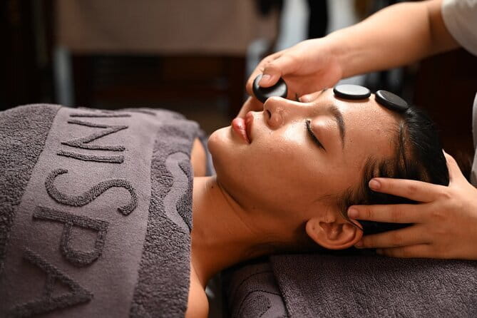 Hot Stone Massage For Full Body Blood Circulation At Da Nang - Key points at a glance