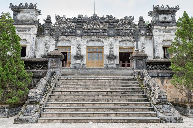 Hue City and The Citadel via Hai Van Pass Daily Small Group Tour - Entering Hue’s Imperial Citadel