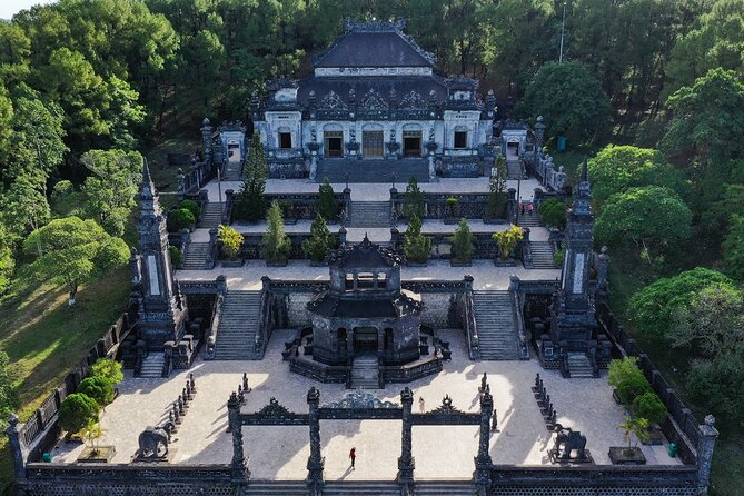 Hue City Day Tour with Dragon Boat from Hue or Danang, Hoi An - Choosing the right two royal tombs from Hue