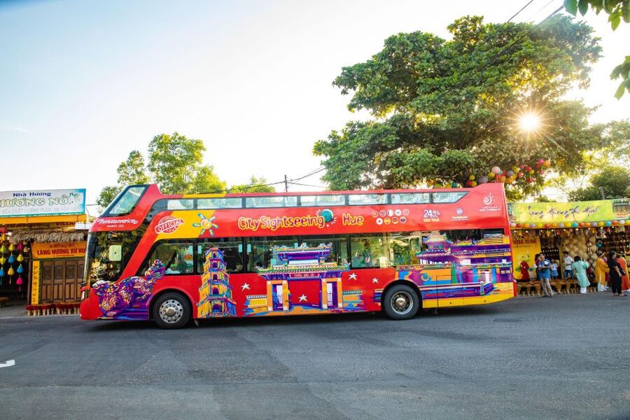 Hue: City Sightseeing Hop-On Hop-Off Bus Tour - Tu Duc Tomb and the story of royal excess