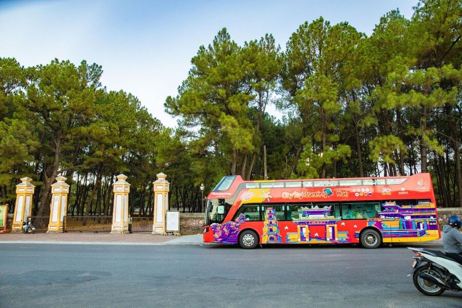 Hue: City Sightseeing Hop-On Hop-Off Bus Tour - Khai Dinh Tomb and Nam Giao Esplanade