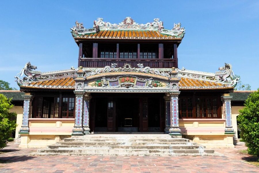 Hue Customizable Tour with Imperial Citadel & Forbidden City - Meeting at the four bronze cannons