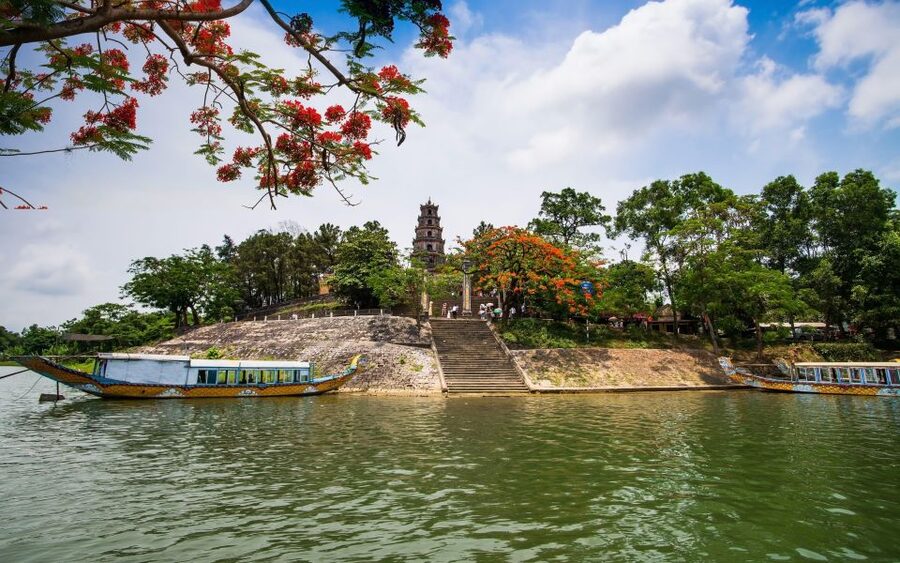 Hue: Dragon Boat, Perfume River, Pagoda & Royal Tomb Tour - Thuy Xuan Incense Village adds a local craft