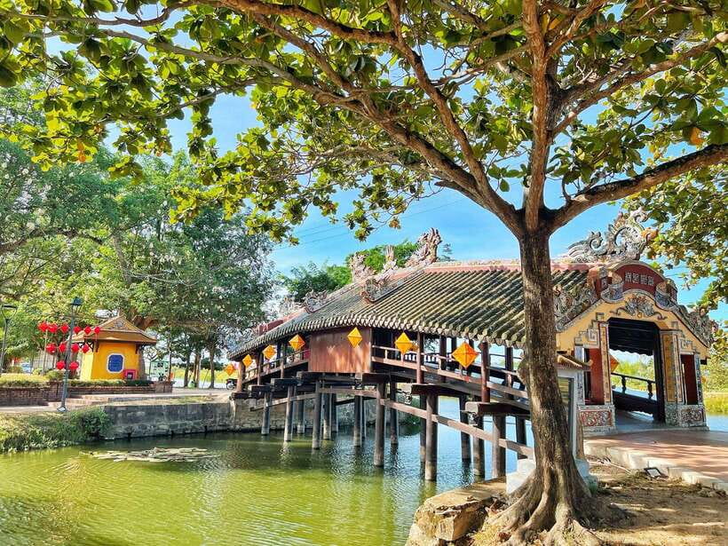 Hue :Exploring Royal City with Multi Options and Dragon Boat - The three royal tombs, three different visions