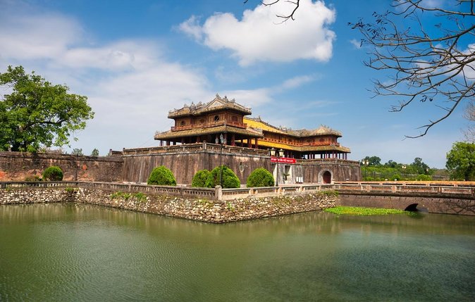 Hue Flavor Street Food Tour - Key points at a glance