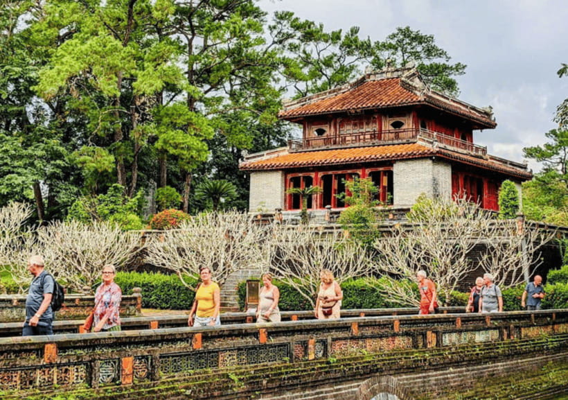 Hue Imperial Citadel, Tombs, Perfume River Boat Tour & Van - Conical hats and incense making