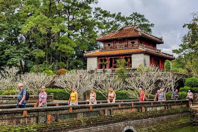 Hue Imperial City Tip-Based Walking Tour (Group Tour) - Who will get the most from this walk