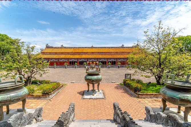Hue Imperial City Walking Tour 2.5 Hours - Ngo Mon Gate and the Royal City