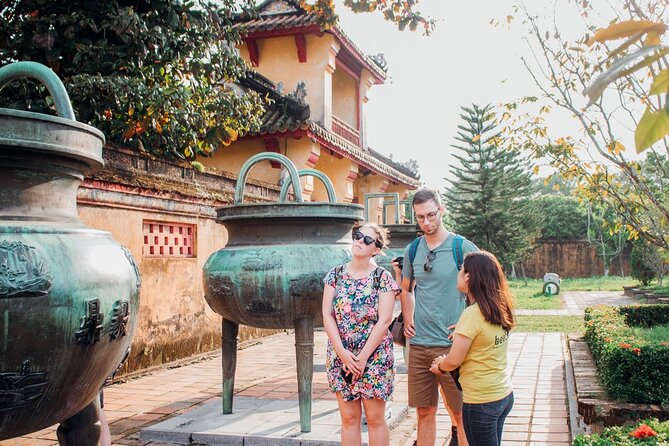 Hue Imperial City Walking Tour (Kids Half-Price) - Thai Hoa Palace and the difficult story of 1968