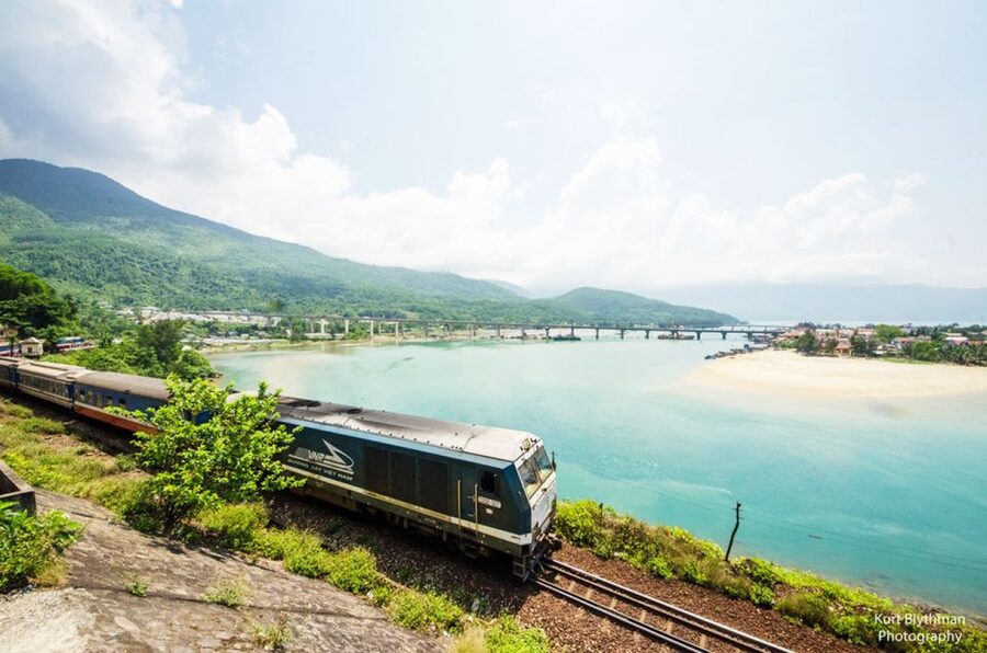 Hue: Private Car to Hoi An via Fabulous Stops - Route 3: Monkey Mountain and Linh Ung Pagoda