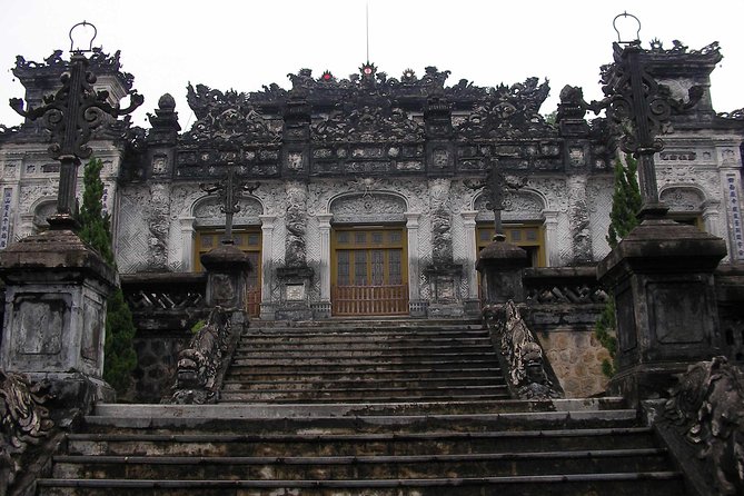 Hue Private Guided Tour: 5 Must-See Places - Khai Dinh’s tomb and a sharp change in style