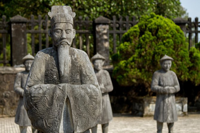 Imperial Hue And Hai Van Pass Full-day Tour - Guides, vehicles, and group size