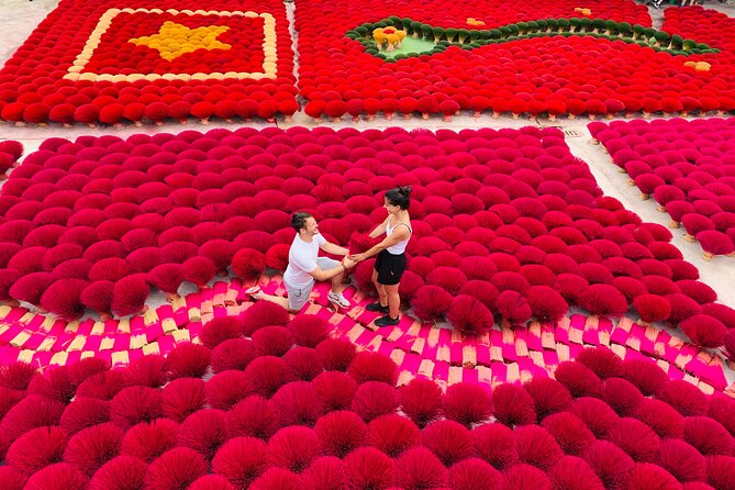 Incense Village, Hat Making & Lacquer Artisan Small Group Hanoi - Three craft villages beyond Hanoi