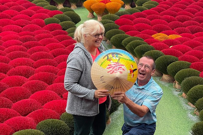 Incense Village Quang Phu Cau, Hat, Lacquer Hanoi Artisan Tour - Who will get the most from this tour