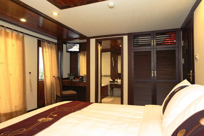 Indochina Sails Halong Bay - Titop Island and the 360-degree view