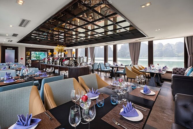 JADESAILS CRUISE-The Most Luxurious Day Tour in Ha Long Bay & Lan Ha Bay - The spring-roll lesson at 4 p.m.