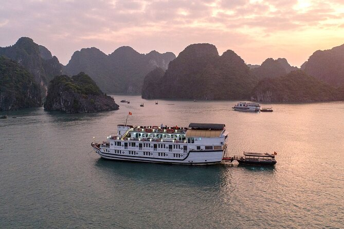 La Regina 2 days tour in Halong Bay & Bai Tu Long Bay - 4 star - Key things to know before booking