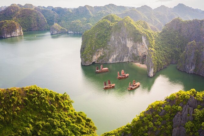 Lan Ha Bay Boutique Cruise 2D/1N: Kayaking, Swimming at the pristine places - Getting from Hanoi to Cai Beo Harbour