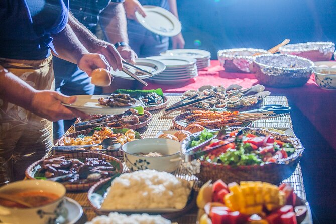 Lan Ha Bay Boutique Cruise 2D/1N: Kayaking, Swimming at the pristine places - Cooking class, squid fishing, and evening time