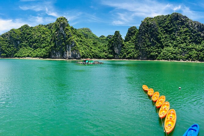Lan Ha - Ha Long bay with local experts (small group guaranteed) - Kayaking Through K.A Cave and Bats Cave