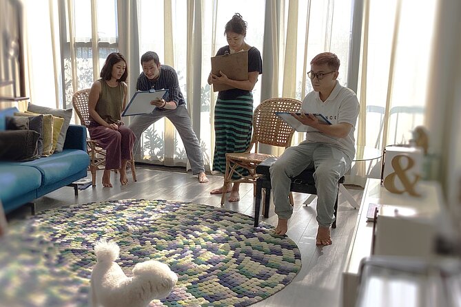 Life Drawing Class - Art Workshop at Art Tutor Hanoi - What the 2.5-hour drawing session is really like